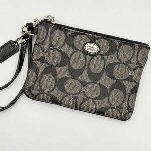 COACH Signature Wristlet Pouch Big C Black/Gray Medium Size Coated Canvas